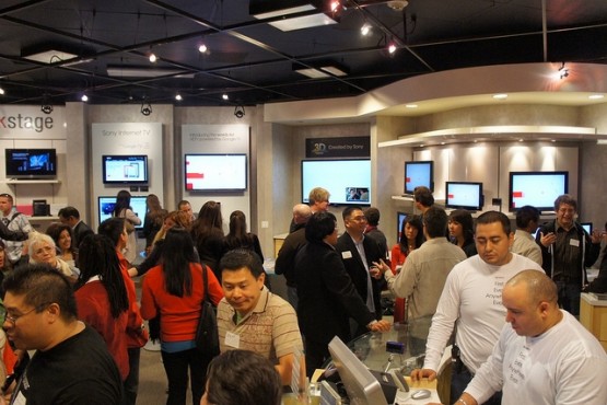 Shopping at the Sony Style Store Beverly Center